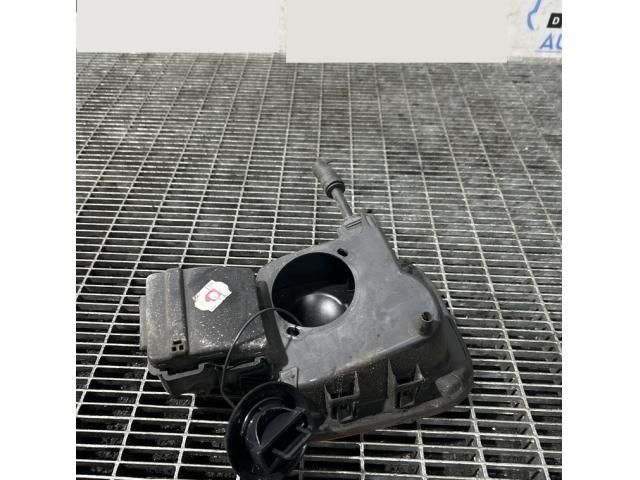 bontott RENAULT CAPTUR Tankajtó