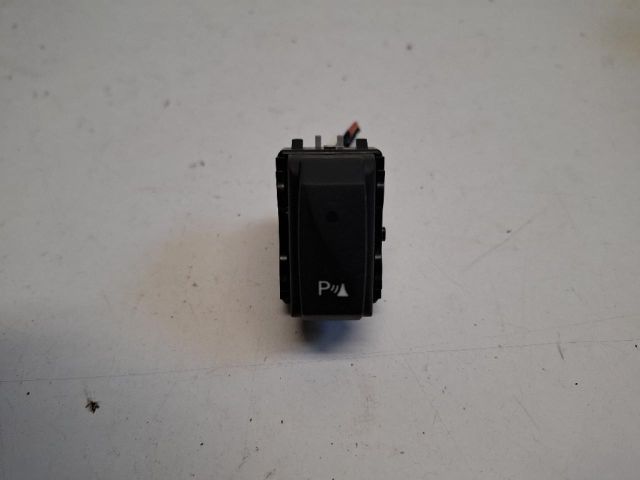 bontott RENAULT CAPTUR Tolatóradar Kapcsoló