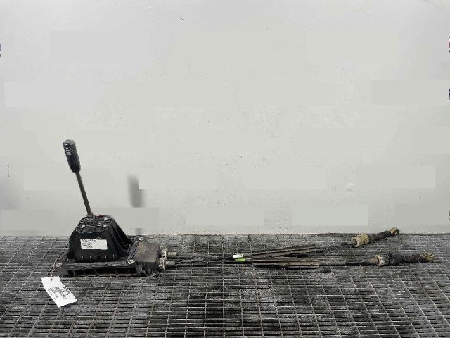 bontott RENAULT CAPTUR Váltógomb