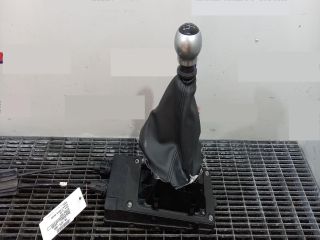 bontott RENAULT CAPTUR Váltógomb