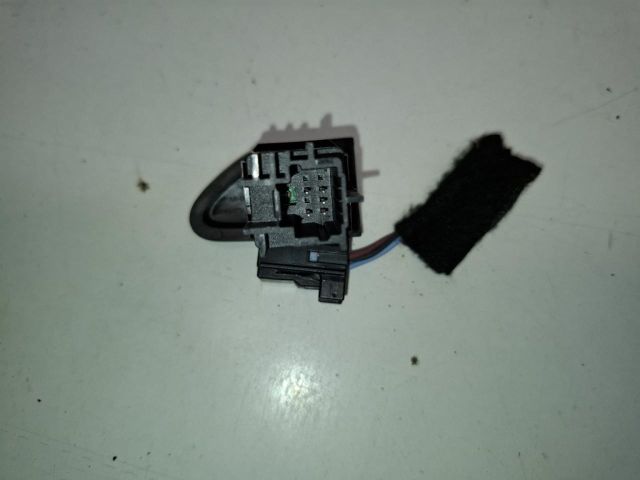 bontott RENAULT CAPTUR Vészvillogó Kapcsoló