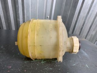 bontott RENAULT CLIO I Kiegyenlítő Tartály