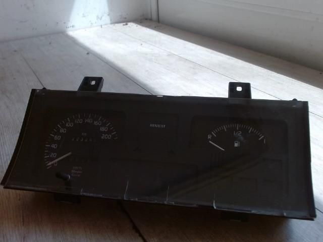 bontott RENAULT CLIO I Kilométeróra