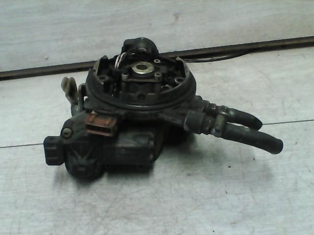 bontott RENAULT CLIO I Központi Injektor