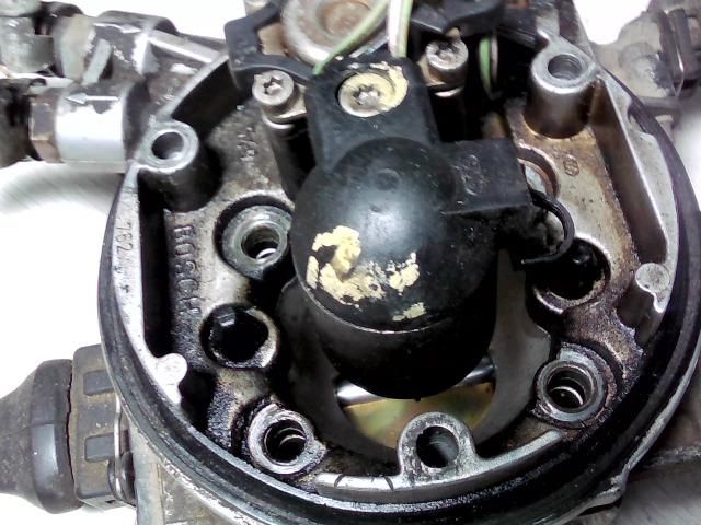 bontott RENAULT CLIO I Központi Injektor