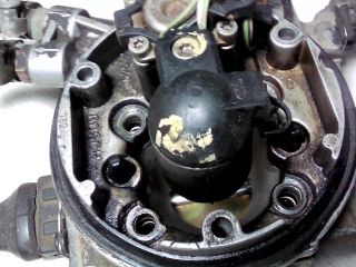 bontott RENAULT CLIO I Központi Injektor