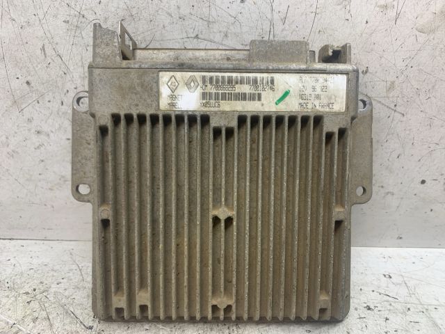 bontott RENAULT CLIO I Motorvezérlő