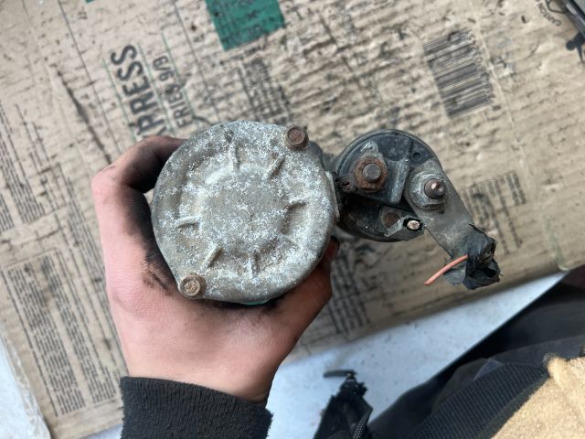 bontott RENAULT CLIO I Önindító