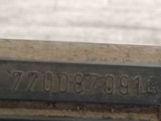 bontott RENAULT CLIO I Porlasztó Sor / Híd