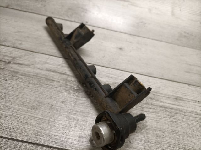 bontott RENAULT CLIO I Porlasztó Sor / Híd