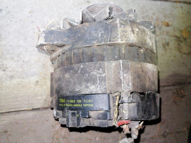 bontott RENAULT CLIO I Generátor