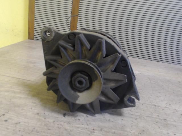 bontott RENAULT CLIO I Generátor