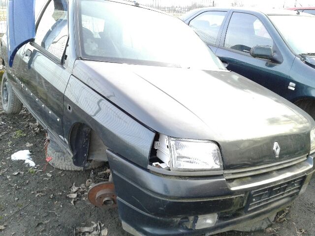 bontott RENAULT CLIO I Tank