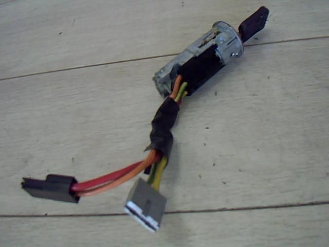 bontott RENAULT CLIO I Gyújtáskapcsoló