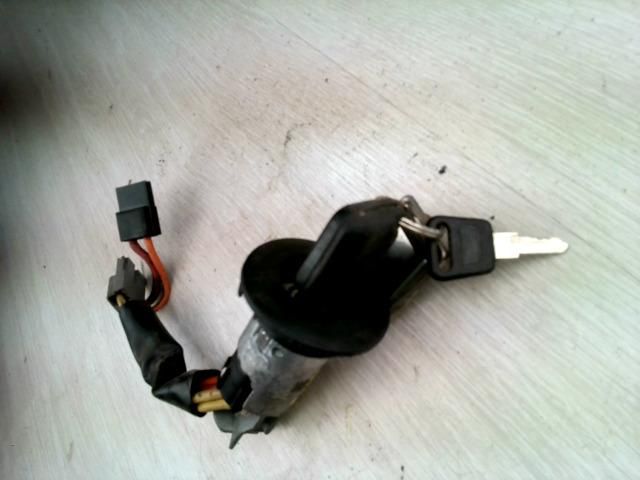 bontott RENAULT CLIO I Gyújtáskapcsoló