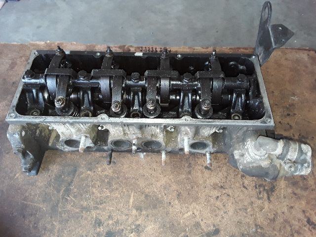 bontott RENAULT CLIO I Hengerfej