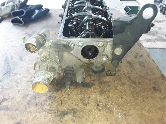 bontott RENAULT CLIO I Hengerfej