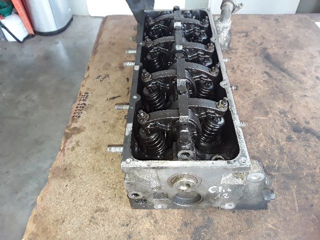 bontott RENAULT CLIO I Hengerfej