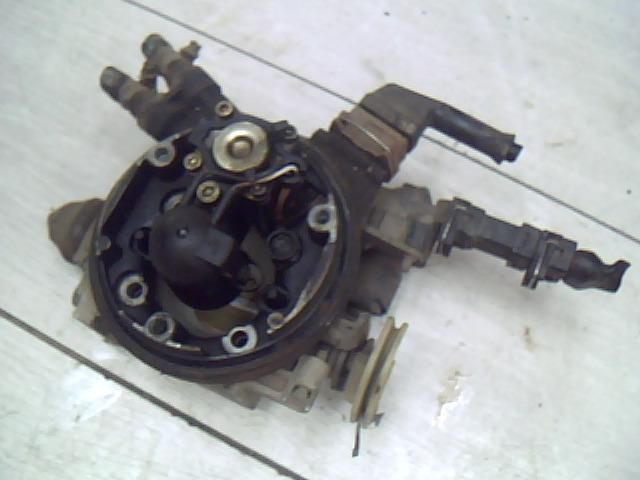 bontott RENAULT CLIO I Központi Injektor