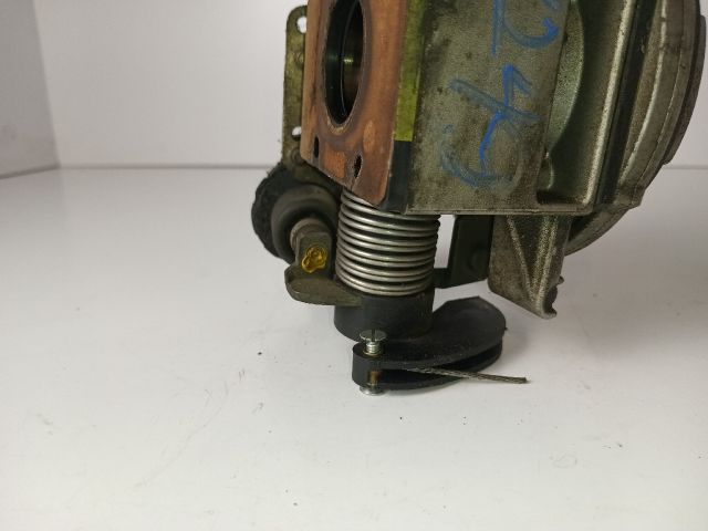 bontott RENAULT CLIO I Központi Injektor