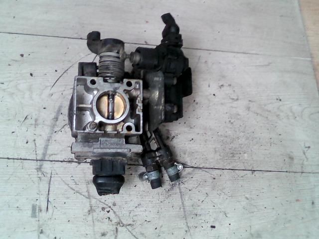 bontott RENAULT CLIO I Központi Injektor