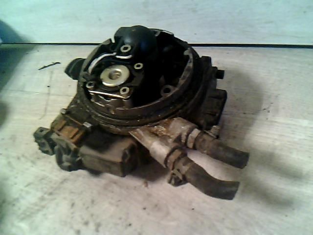 bontott RENAULT CLIO I Központi Injektor