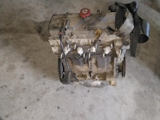 bontott RENAULT CLIO I Motor (Fűzött blokk hengerfejjel)