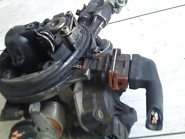 bontott RENAULT CLIO I Központi Injektor