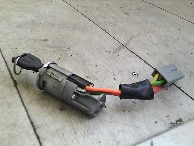 bontott RENAULT CLIO I Gyújtáskapcsoló