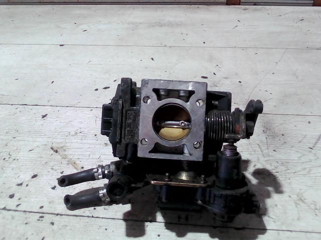 bontott RENAULT CLIO I Központi Injektor