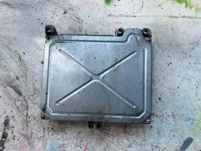 bontott RENAULT CLIO I Motorvezérlő