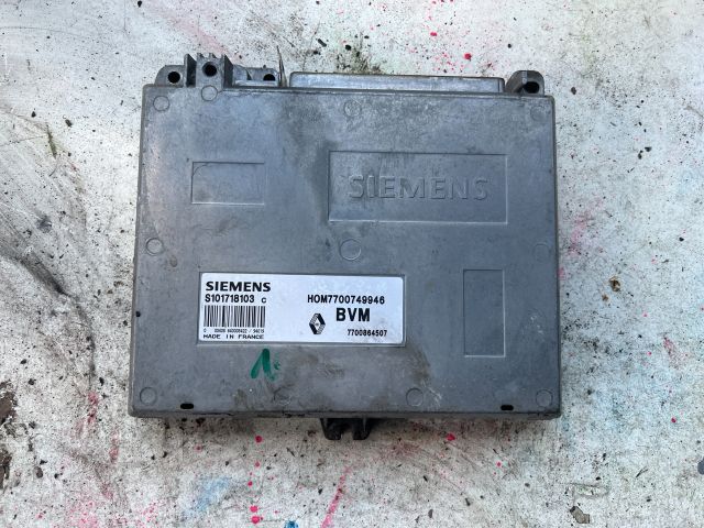 bontott RENAULT CLIO I Motorvezérlő