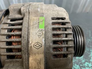 bontott RENAULT CLIO I Generátor