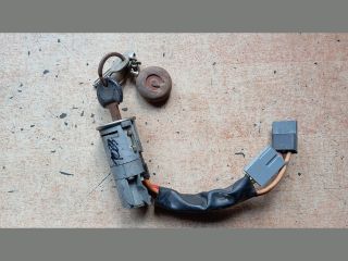 bontott RENAULT CLIO I Gyújtáskapcsoló