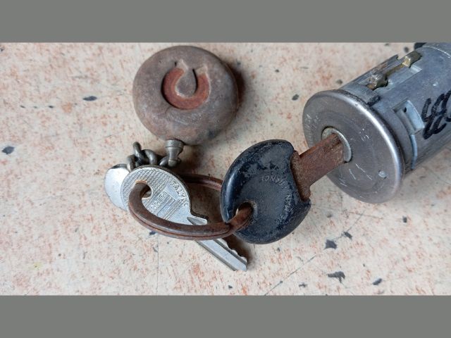 bontott RENAULT CLIO I Gyújtáskapcsoló