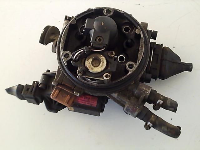 bontott RENAULT CLIO I Központi Injektor