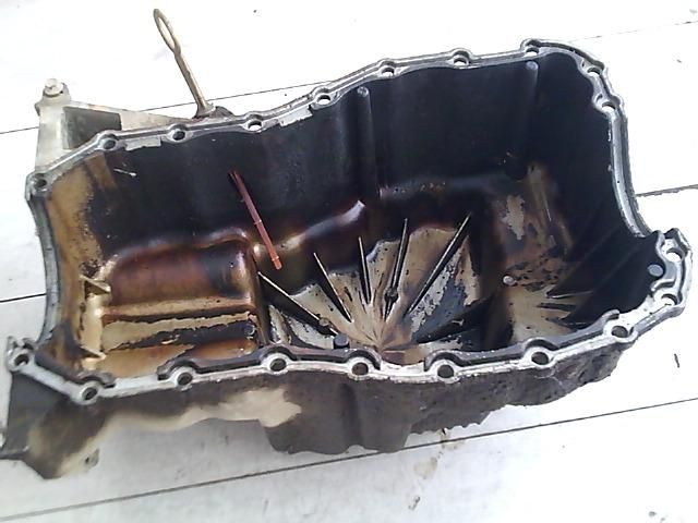 bontott RENAULT CLIO I Olajteknő