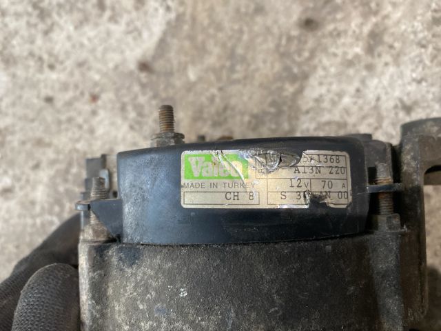 bontott RENAULT CLIO I Generátor