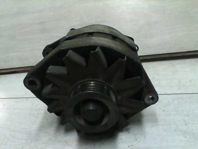 bontott RENAULT CLIO I Generátor