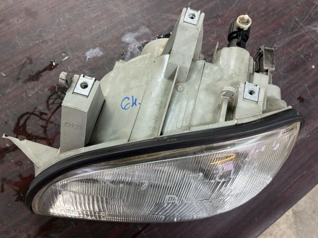 bontott RENAULT CLIO I Bal Fényszóró