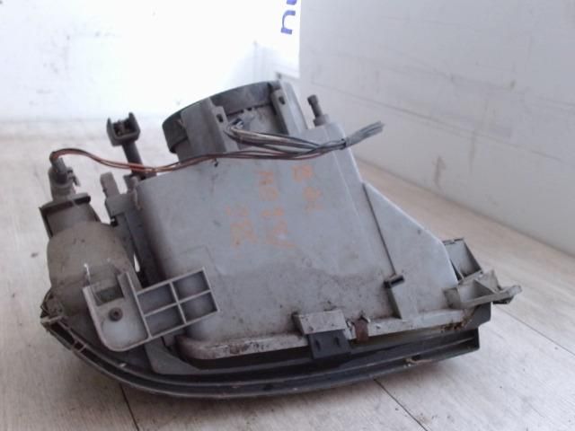 bontott RENAULT CLIO I Bal Fényszóró