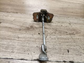 bontott RENAULT CLIO I Bal hátsó Ajtóhatároló