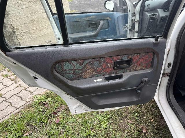 bontott RENAULT CLIO I Bal hátsó Ajtóhatároló