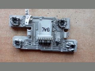 bontott RENAULT CLIO I Bal Hátsó Lámpa Foglalat