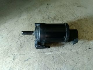 bontott RENAULT CLIO I Első Ablakmosó Szivattyú