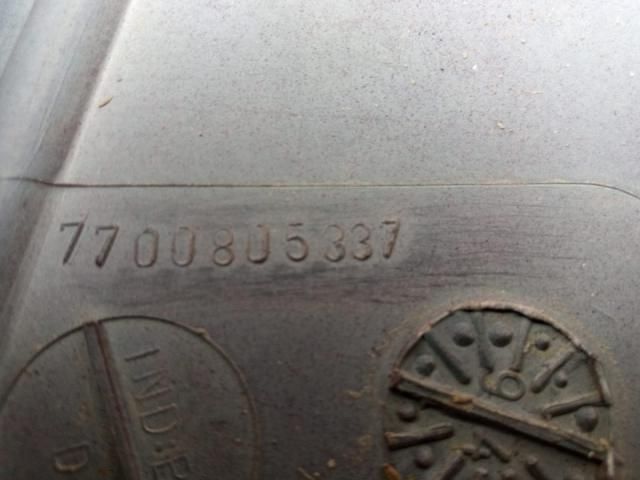 bontott RENAULT CLIO I Első Lökhárító (Üresen)