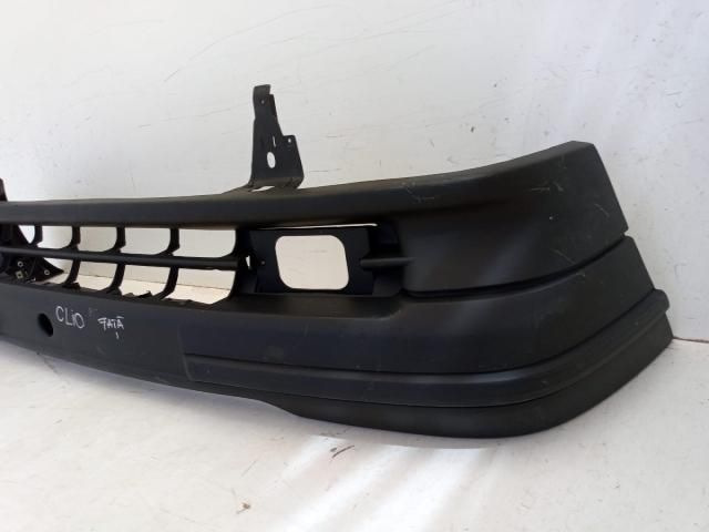 bontott RENAULT CLIO I Első Lökhárító (Üresen)