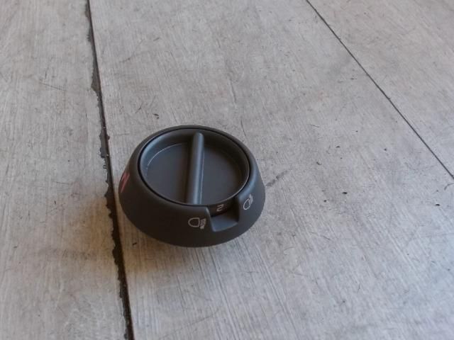 bontott RENAULT CLIO I Fényszórómagasság Állító Kapcsoló