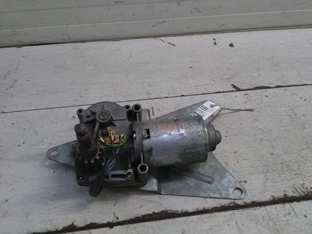 bontott RENAULT CLIO I Hátsó Ablaktörlő Motor