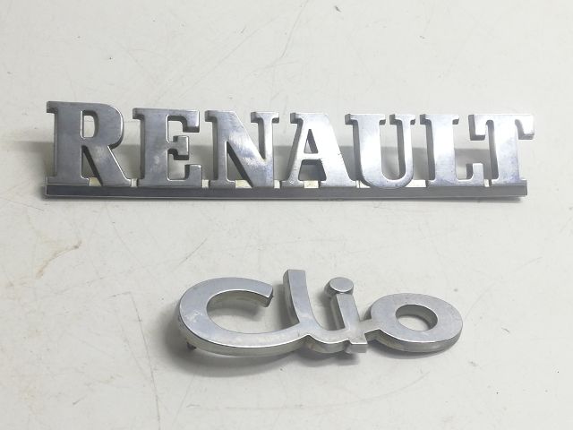 bontott RENAULT CLIO I Hátsó Embléma